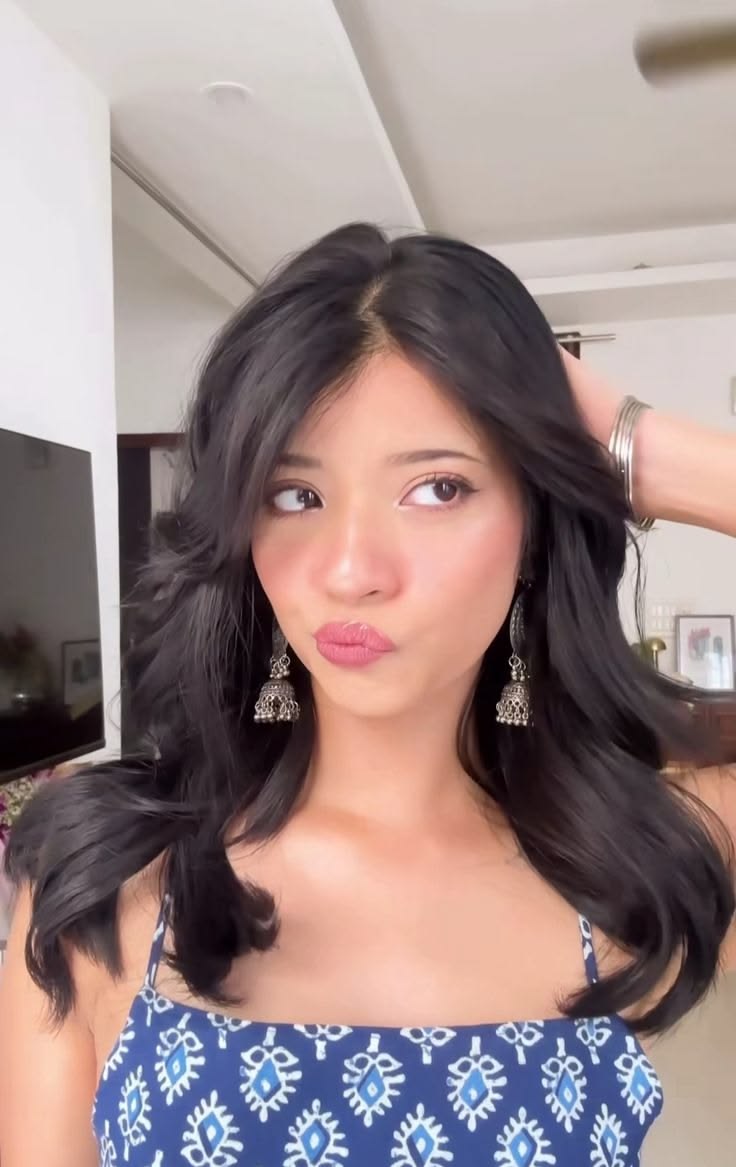 Kiara Malhotra profile